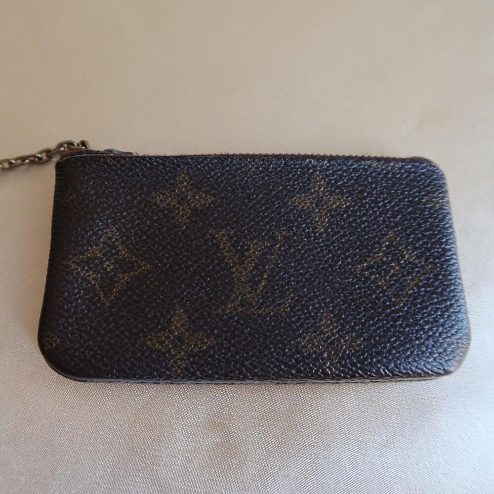Authentic Louis Vuitton Key Pouch - Picture 3 of 8